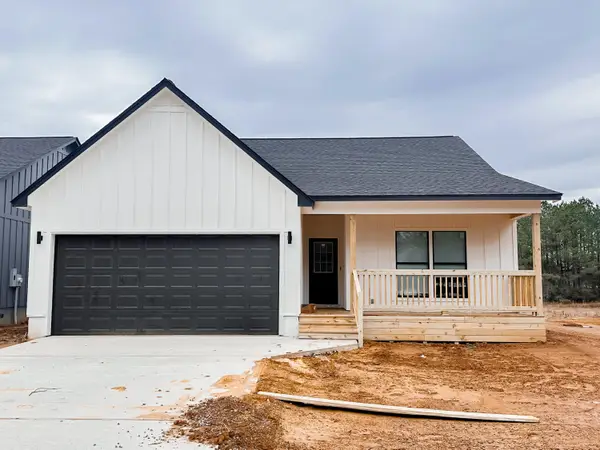 226 Sylvan Rd, Columbus, MS 39702