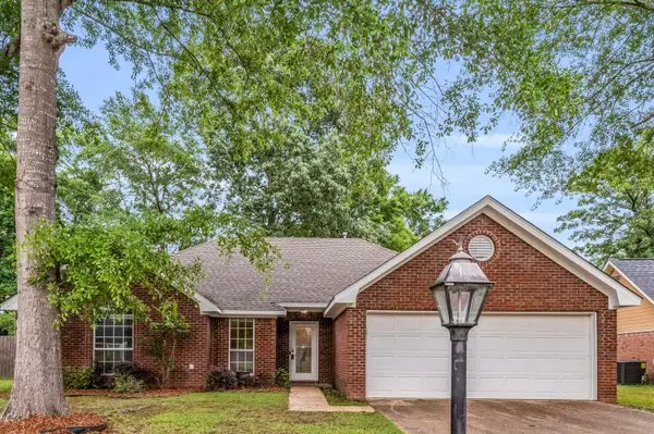 19 Savannah, Columbus, MS 39702