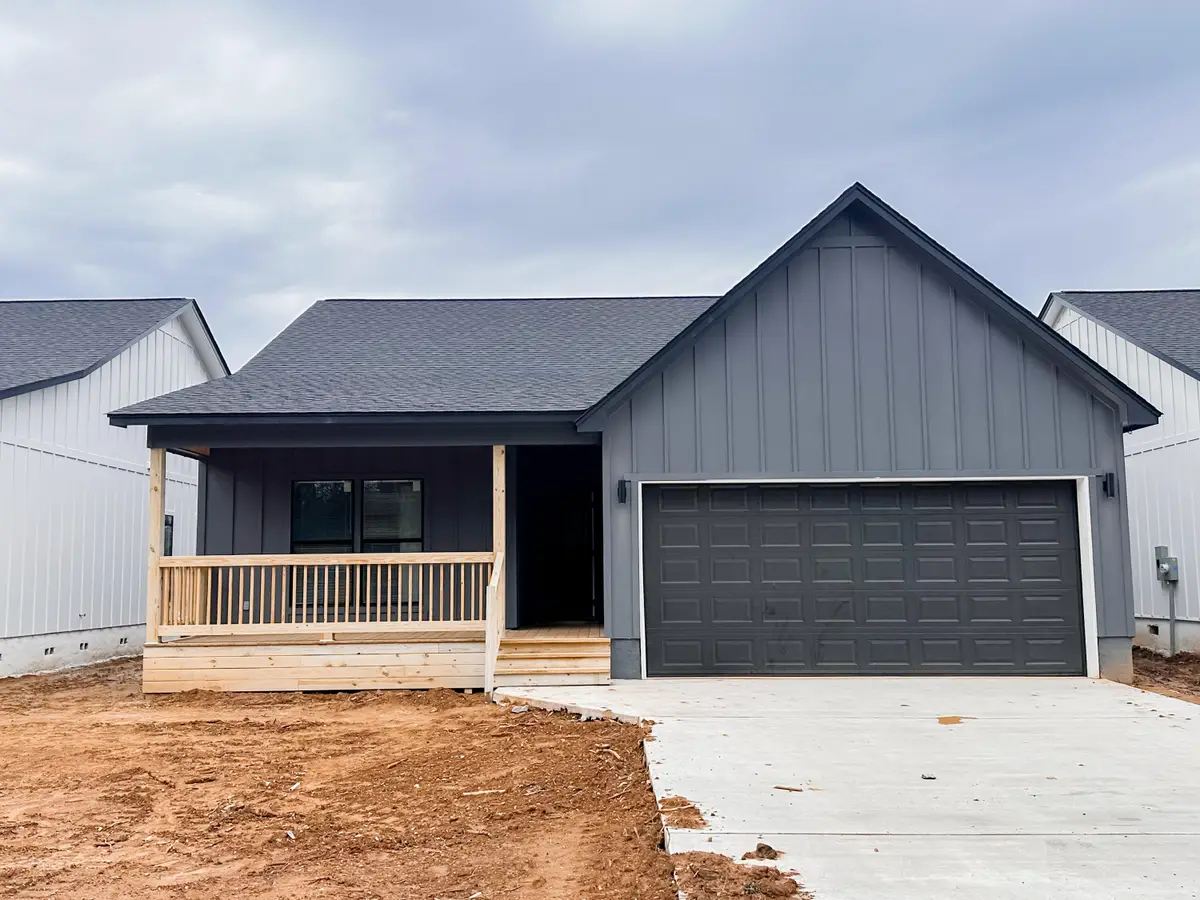 228 Sylvan Rd, Columbus, MS 39702 - Image #1