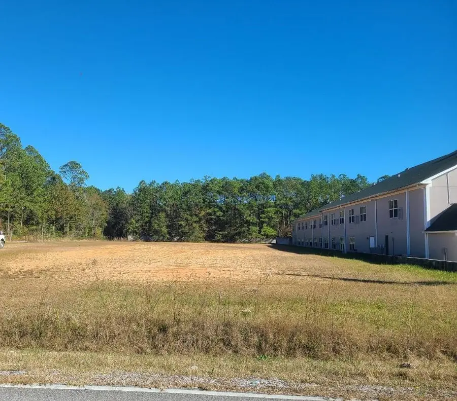13995 SAM SEYMOUR RD, Ocean Springs, MS 39565 - Image #3