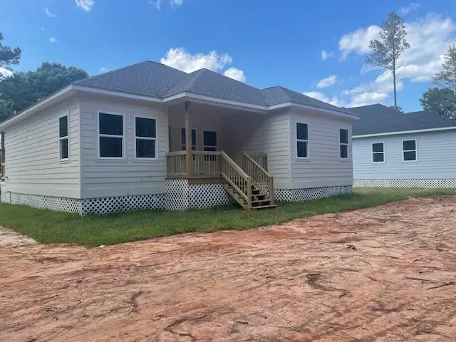 1711 East Lakeshore Dr, Carriere, MS 39426 - Image #3