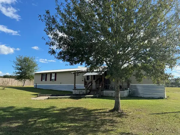 162 Orvelle Lee Rd, Poplarville, MS 39470