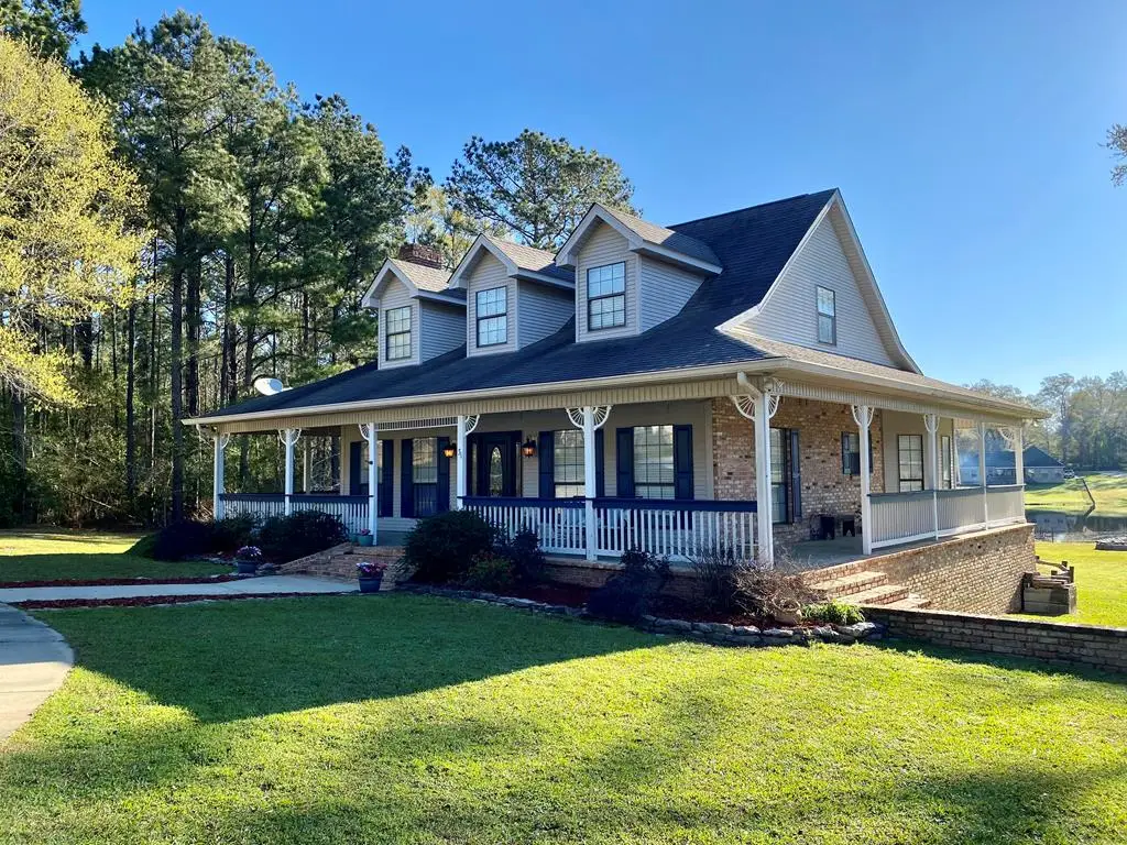 31 Cove Lake Road, Carriere, MS 39426 - Image #1