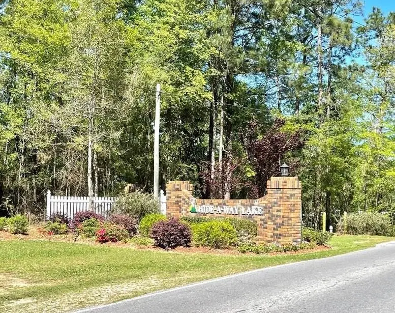 902 East Lakeshore, Carriere, MS 39426 - Image #2