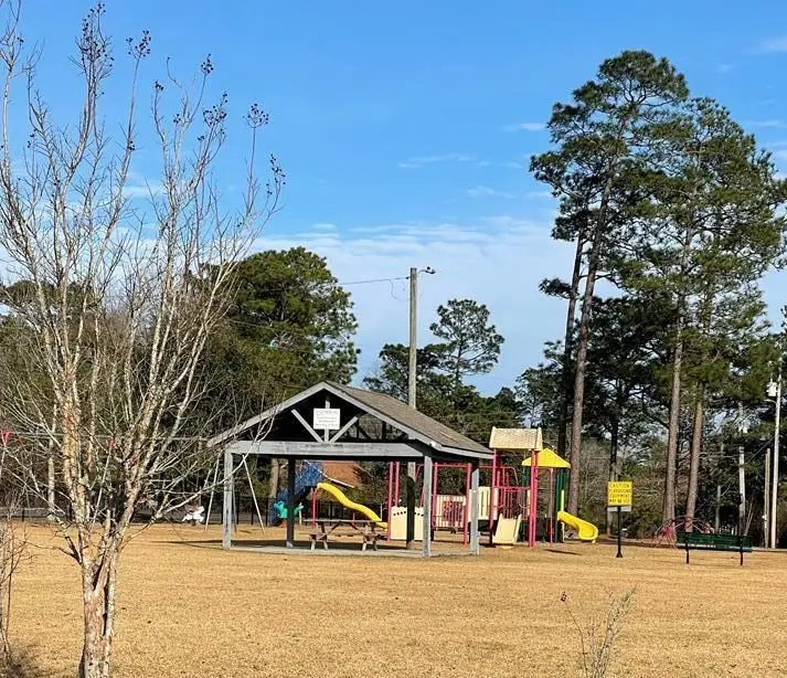 902 East Lakeshore, Carriere, MS 39426 - Image #3