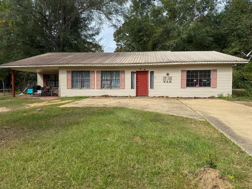 47 Deer Creek Rd, Lumberton, MS 39455 - Image #1