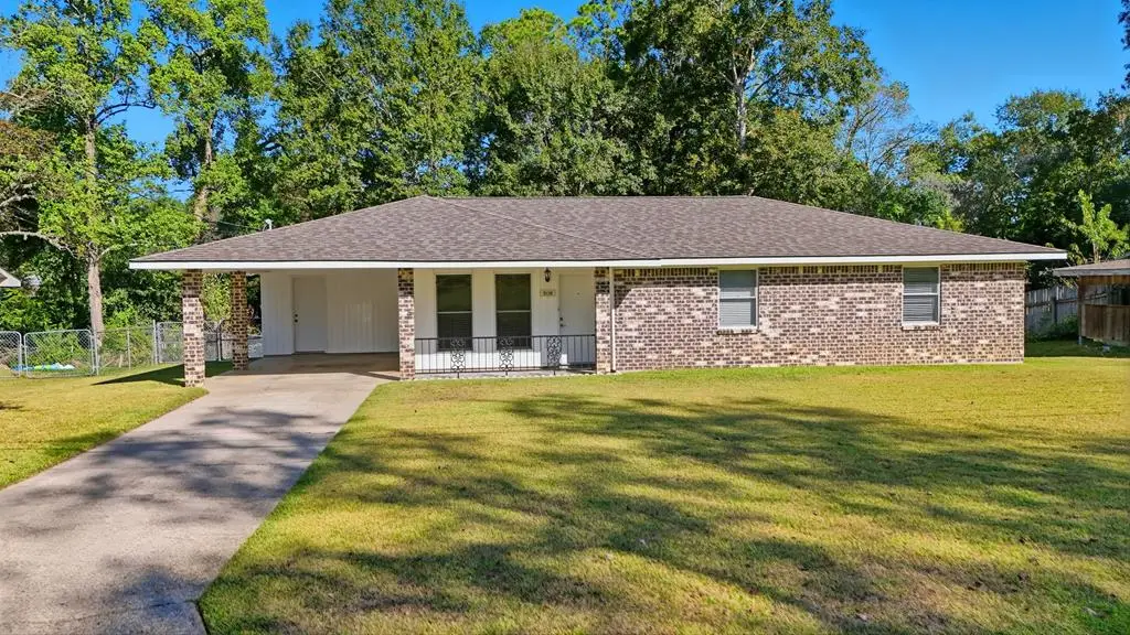 2138 CRESTWOOD DR, Picayune, MS 39466 - Image #1