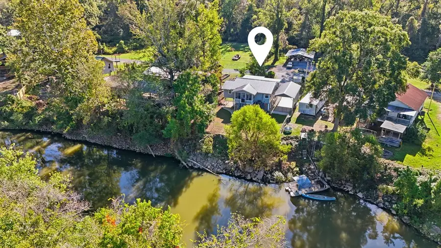 54 Oak Point Rd, Picayune, MS 39466 - Image #2