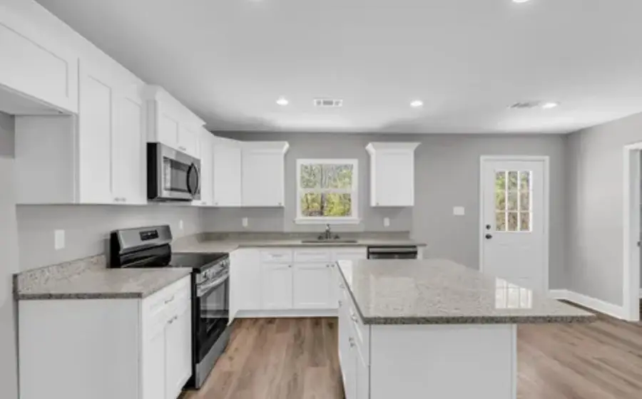 65 Chalk Rd, Carriere, MS 39426 - Image #2