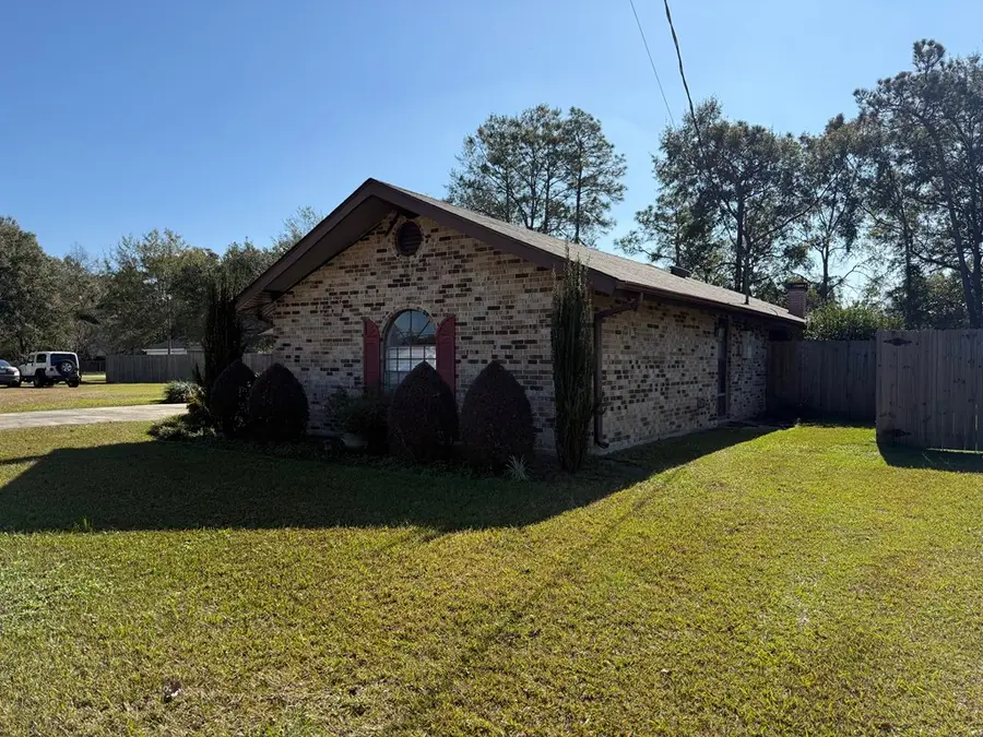 526 Country Club Drive, Picayune, MS 39466 - Image #2
