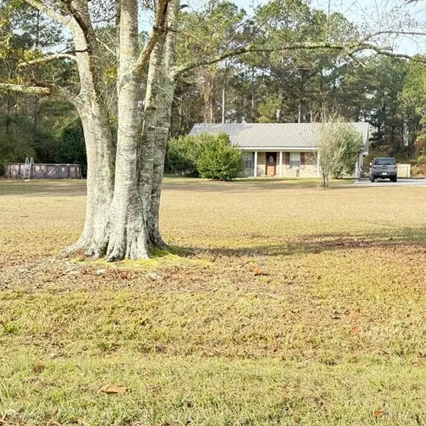 57 Alan Road, Carriere, MS 39426