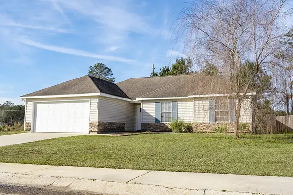104 Oaks Court, Picayune, MS 39466