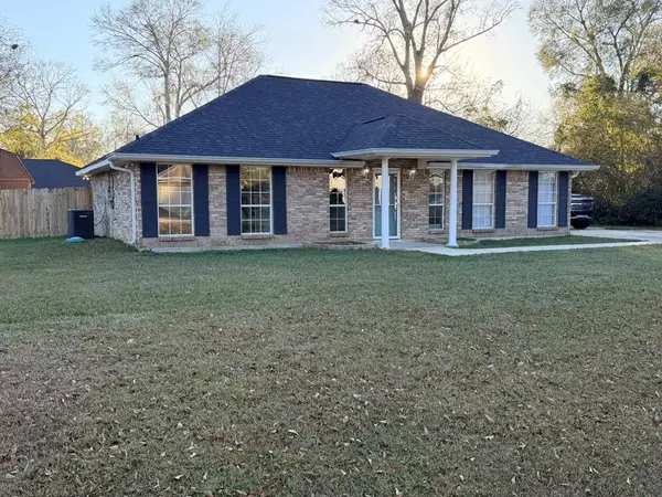 103 Greenbriar Lane, Carriere, MS 39426