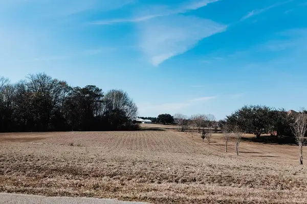 109 Shore Crest Cir, Carriere, MS 39426