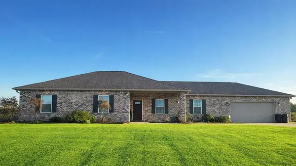 2 Pond Vista, Picayune, MS 39466