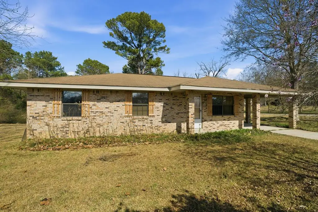 914 Oak Hill Rd, Poplarville, MS 39470 - #1