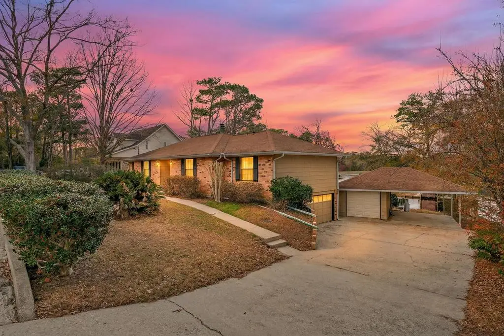 308 E. Lakeshore Dr, Carriere, MS 39426 - #1