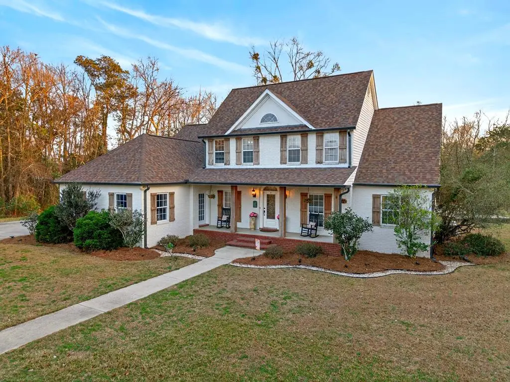 75 North Hill Dr W, Carriere, MS 39426 - #1