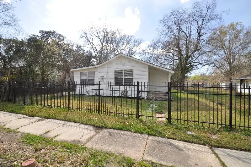 515 N. Main St, Picayune, MS 39466 - #1