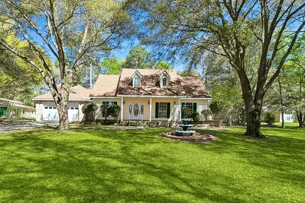 18 Point View Dr., Carriere, MS 39426