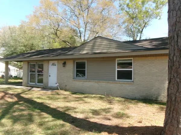 205 South Monroe Ave., Picayune, MS 39466