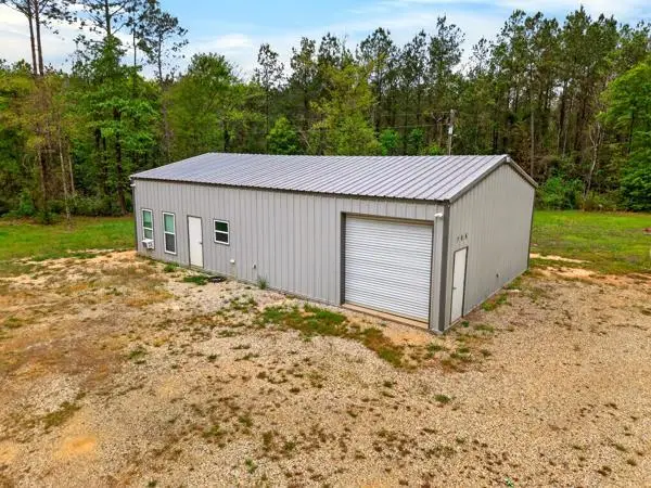 705 Pine Grove Road, Picayune, MS 39466