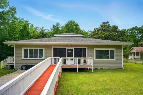 711 Neal Road, Picayune, MS 39466