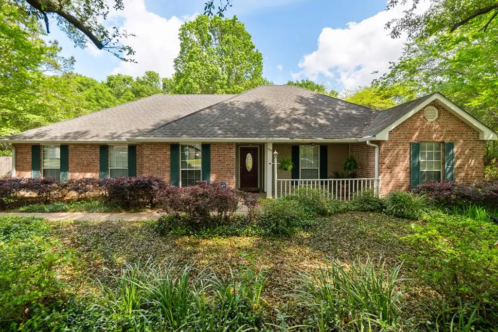 107 Brentwood, Picayune, MS 39466 - #1