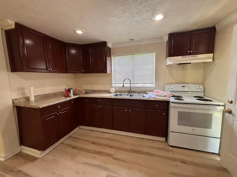 1119 East Canal St, Picayune, MS 39466 - #3