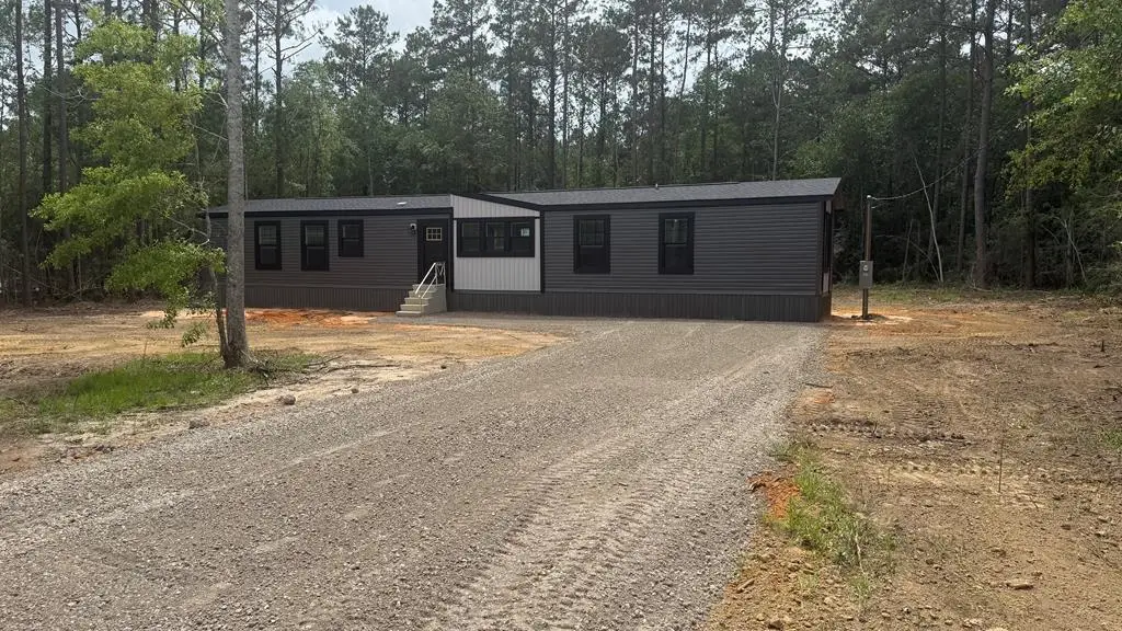 19 Oak Dr, Picayune, MS 39466 - #1