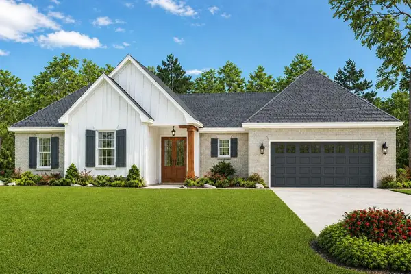 24 Harmony Dr E, Carriere, MS 39426