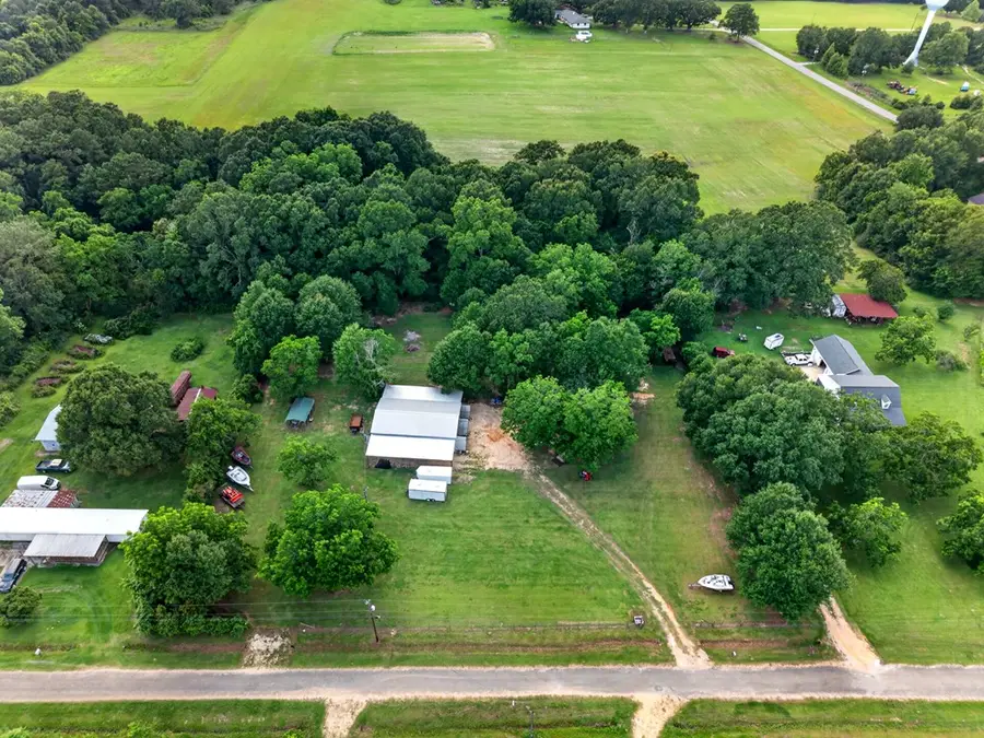 86 North Street, Carriere, MS 39426 - #3