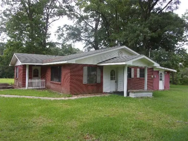 4 Cedar Grove Lane, Poplarville, MS 39470