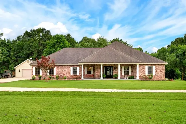 706 Anchor Lake Rd., Carriere, MS 39426