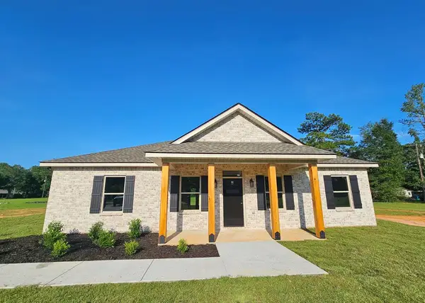 1692 Ceasar Rd, Carriere, MS 39426
