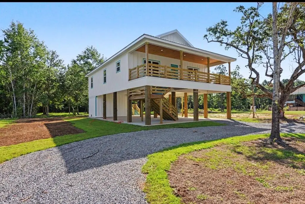 318 Hillcrest St, Waveland, MS 39576 - #1