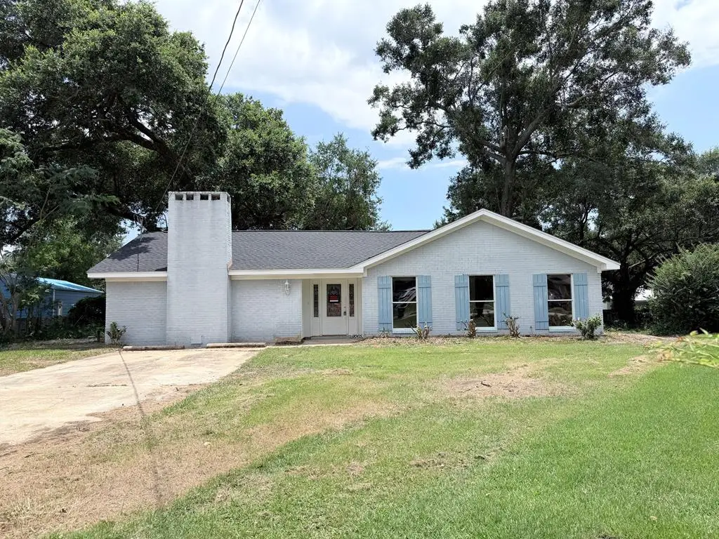 11065 DOGWOOD DR, Gulfport, MS 39503 - #1