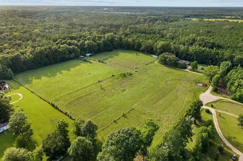 25 Rack Rd, Picayune, MS 39466 - #1