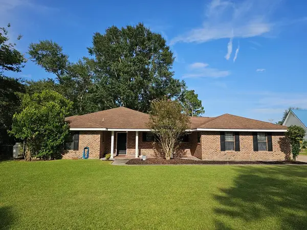 102 Rustic Lane, Carriere, MS 39426