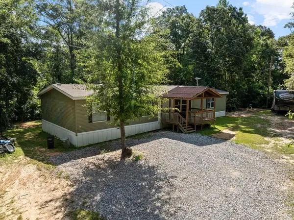 42 Sweet Home Ln, Poplarville, MS 39470
