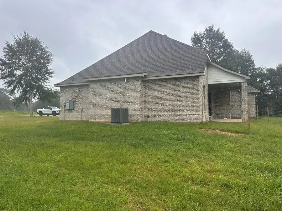 38 South Caesar Oaks Drive, Carriere, MS 39426 - #2