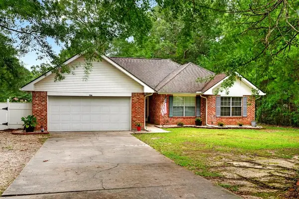 106 Sherwood Dr., Carriere, MS 39426