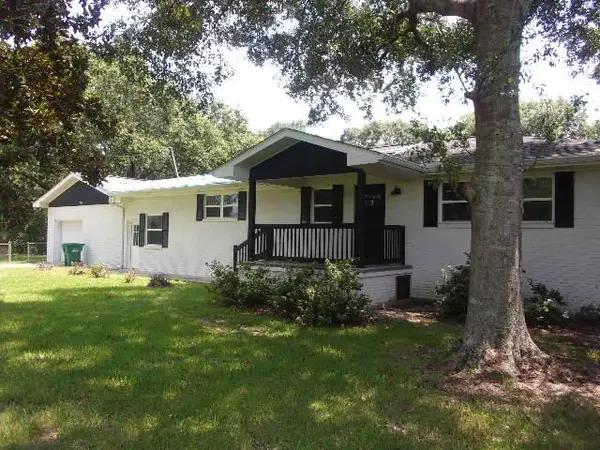 11207 Chester Lee Rd., Picayune, MS 39466
