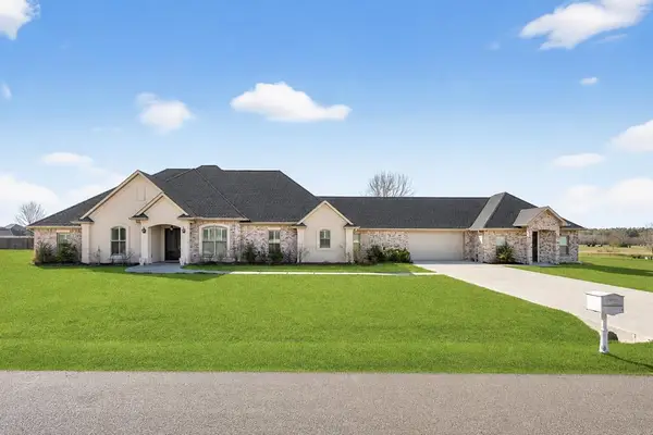 34 Gentle Breeze Dr, Carriere, MS 39426