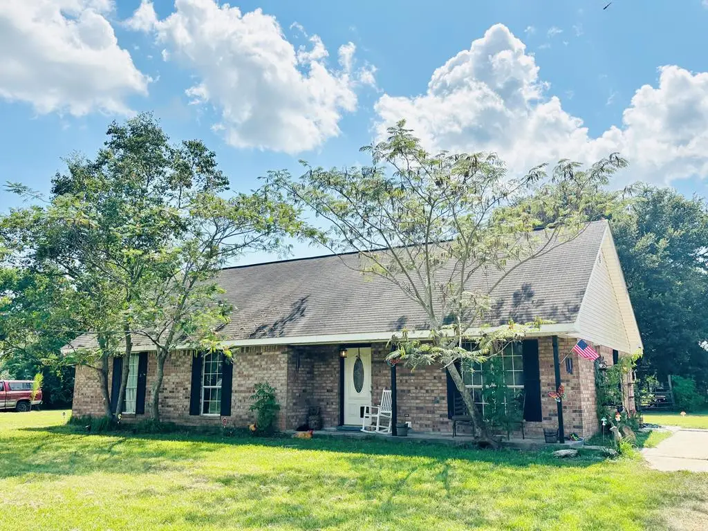 27 Beaverwood Rd., Picayune, MS 39466 - #1