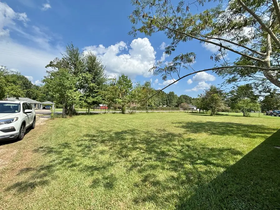 27 Beaverwood Rd., Picayune, MS 39466 - #3