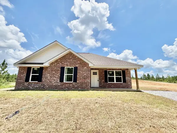 20 John Travis Rd., Poplarville, MS 39470