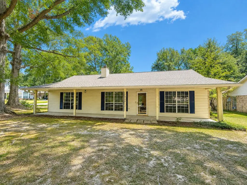1839 East Lakeshore Drive, Carriere, MS 39426 - #1