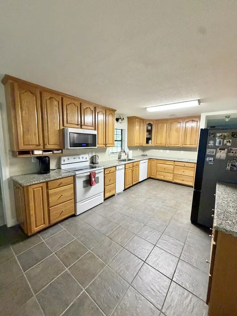 6107 Highway 43 N, Carriere, MS 39426 - #3