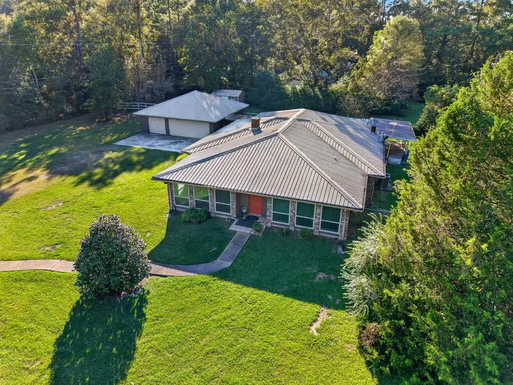 1 Lakeside Dr., Carriere, MS 39426 - #1